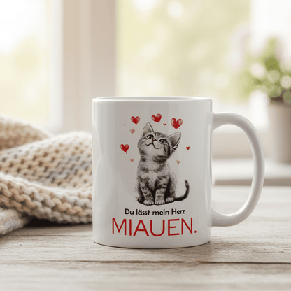 Du lässt mein Herz miauen – süßes Katzenmotiv als Geschenk für Partner, Freundin, Freund & Lieblingsmensch - Tassencat